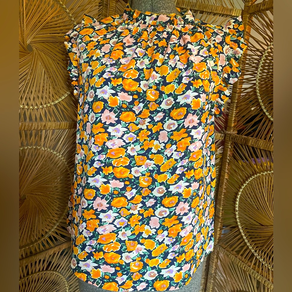 Miss Sparkling Floral Lightweight Tank with Ruffle Sleeves Sz L